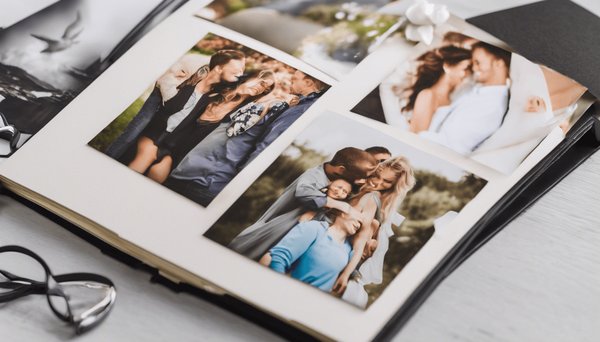 Top 5 services d'album photo pour une livraison ultra rapide !